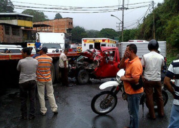 Los accidentes se incrementan los fines de semana debido a que los ciudadanos tienden a mezclar el alcohol con el volante