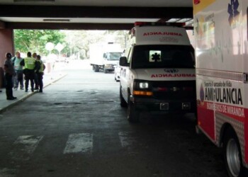 El herido fue atendido por los médicos de guardia