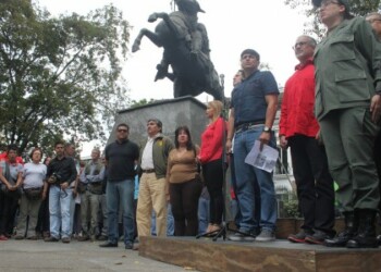 Dirigentes oficialistas se pronunciaron