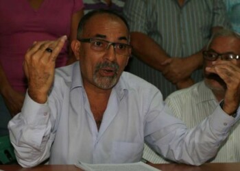 Bermúdez: “Lo que vemos es fumigación local, no hay ningún tipo de campaña preventiva”.