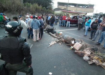 Los vecinos cerraron la Panamericana a primera hora