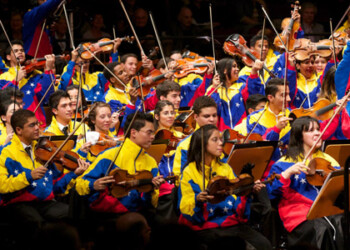 El sábado 20, también a las 4:00 de la tarde, la Orquesta Sinfónica Simón Bolívar, interpretará el ballet Romeo y Julieta, de Serguei Prokófiev.