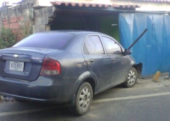Los rescates de carros robados son ordenados desde prisiones como Tocorón. ARCHIVO