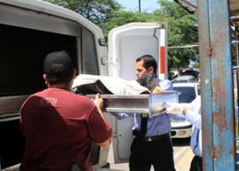 Hampones lo hirieron de muerte tras apuñalarlo