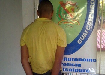 El hombre fue esposado cuando llevó a la fémina hasta la emergencia del HVS