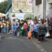 Las personas permanecen más de tres horas en la parada