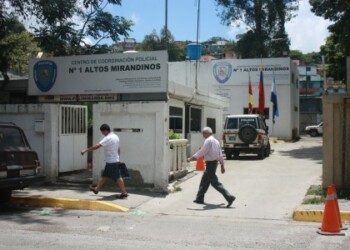 Comisiones policiales están tras la pista de los sujetos