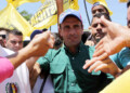 Por cuarto fin de semana seguido, Capriles recorre la nación.