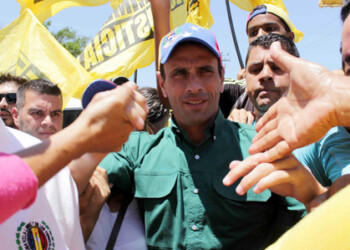 Por cuarto fin de semana seguido, Capriles recorre la nación.