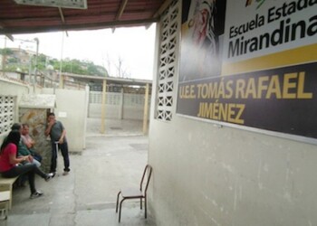 La escuela presenta diversos inconvenientes de infraestructura