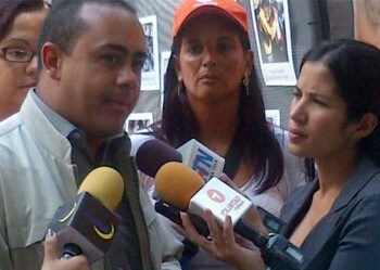 Flores: “Aquí los diputados del régimen están vendiendo la idea que con esta Ley se busca liberar a todos los delincuentes”.