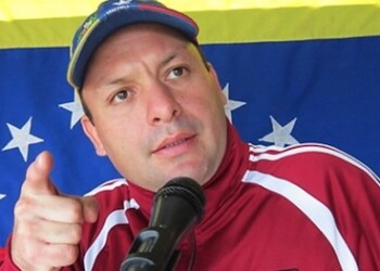 Patti: “El oficialismo asfixió a la empresa privada”.