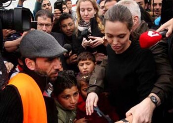 Jolie durante su visita