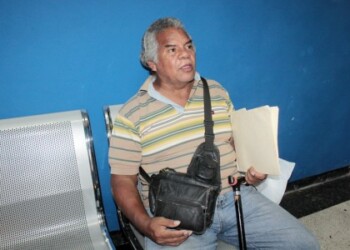 Hernández: “Las inspecciones efectuadas indican que el hogar multifamiliar ha sido afectado por las lluvias”