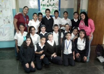 Desde marzo los escolares se mantienen enyasando los bailes