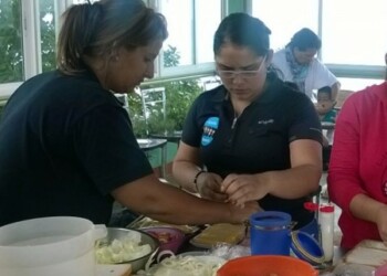 : Familia Tsunami realizó hamburguesas para los niños de la ANE
