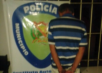 Fue aprehendido cuando residentes del sector intentaban lincharlo
