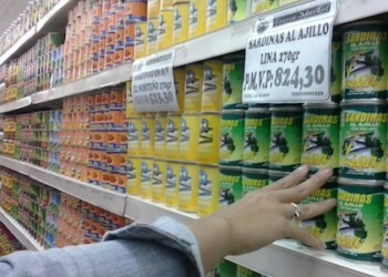 Antes era vista como uno de los productos enlatados más económicos, hoy es uno de los más costosos; las sardinas dejaron de ser comida de pobre