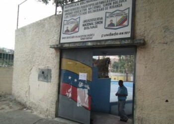 En el plantel concentran esfuerzos para no suspender actividades pese a los robos