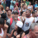 La multitud quería ingresar a la fuerza al grito de “¡Queremos comida!”
