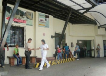 Las consultas médicas en clínicas sobrepasan los Bs. 3.000 en honorarios