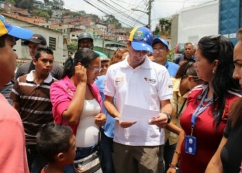 Gobernador de Miranda recorrió este lunes la popular zona carrizaleñ