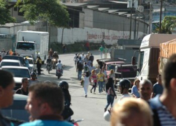 Este lunes se registraron varias protestas en la popular zona mirandina