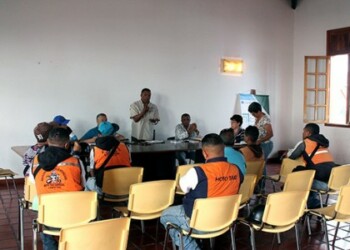 El propósito de llegar a acuerdos con las líneas de moto taxis que prestan servicio en el municipio Carrizal