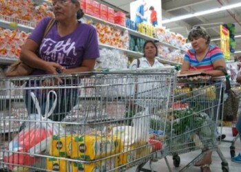 Familias de bajos recursos comen poco al día por la escases