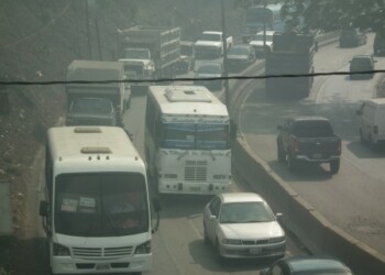 La noche de este jueves se registró un siniestro vial en la carretera Panamericana. archivo