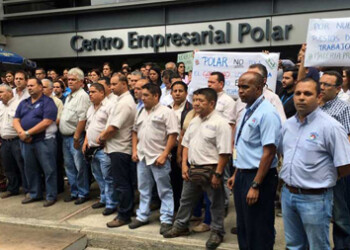 Los trabajadores protestaron por la situación