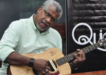 Frank Quintero, se encuentra a gusto por regresar a los escenarios.