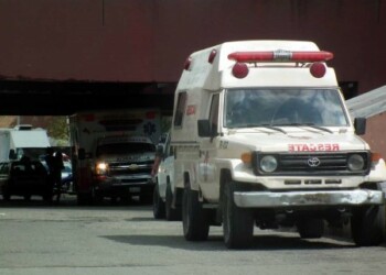 Galenos de guardia le dieron los cuidados pertinentes