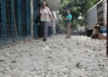 Los múltiples escombros perjudican el transitar de los peatones