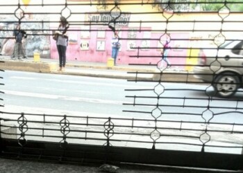 Por el boquete de la reja ingresaron y sustrajeron la mercancía