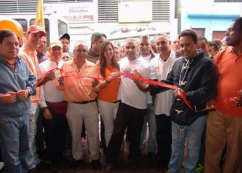 A la inauguración asistieron representantes de VP de todos los Altos Mirandinos y el estado Miranda