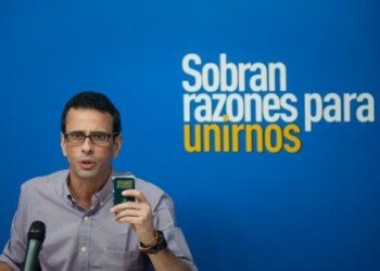 El gobernador pidió a los rectores del CNE cumplir con lo que estable la Constitución.