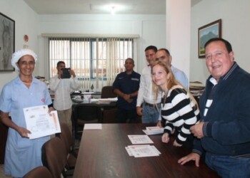 Doce trabajadores de Industrias El Globo fueron formados por el personal de Protección Civil Carrizal