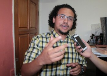 Arencibia: “Hay mecanismos para evitar esta práctica, pero ninguno tan eficaz como cambiar de Gobierno”.