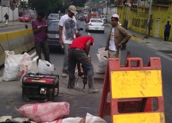 Conductores aplauden reparación en la concurrida avenida