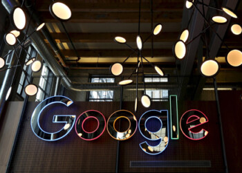 Google ha intentado hacer el servicio más eficaz integrando funciones de inteligencia artificial. A modo de ejemplo, “Allo” propone una serie de respuestas para cada mensaje recibido.