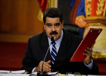 Maduro: No estamos obligados a hacer referéndum en el país