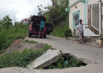 Falla de borde es un peligro para viviendas en La Macarena