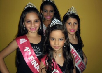 Reinas irradiaron alegría durante la visita