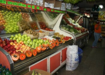 Cada día más amas de casa se refugian en las ferias campesinas