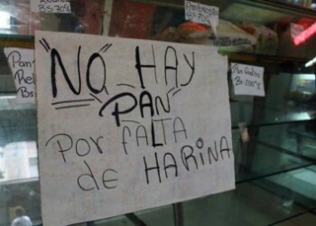 En algunas panaderías aseguran que la producción ha decaído en 80 %.