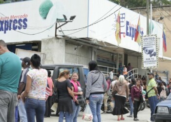 Hasta la pasada semana se veían largas colas a las puertas del negocio para comprar masa de pastelito