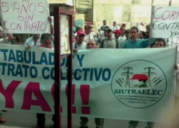 Empleados de Coporelec tomaron sede de la Defensoría del Pueblo