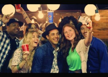 El cantante venezolano grabó un videoclip comercial de Wendys