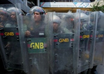 Protestas para exigir al CNE activación del referendo revocatorio generaron violencia en varias ciudades del país.